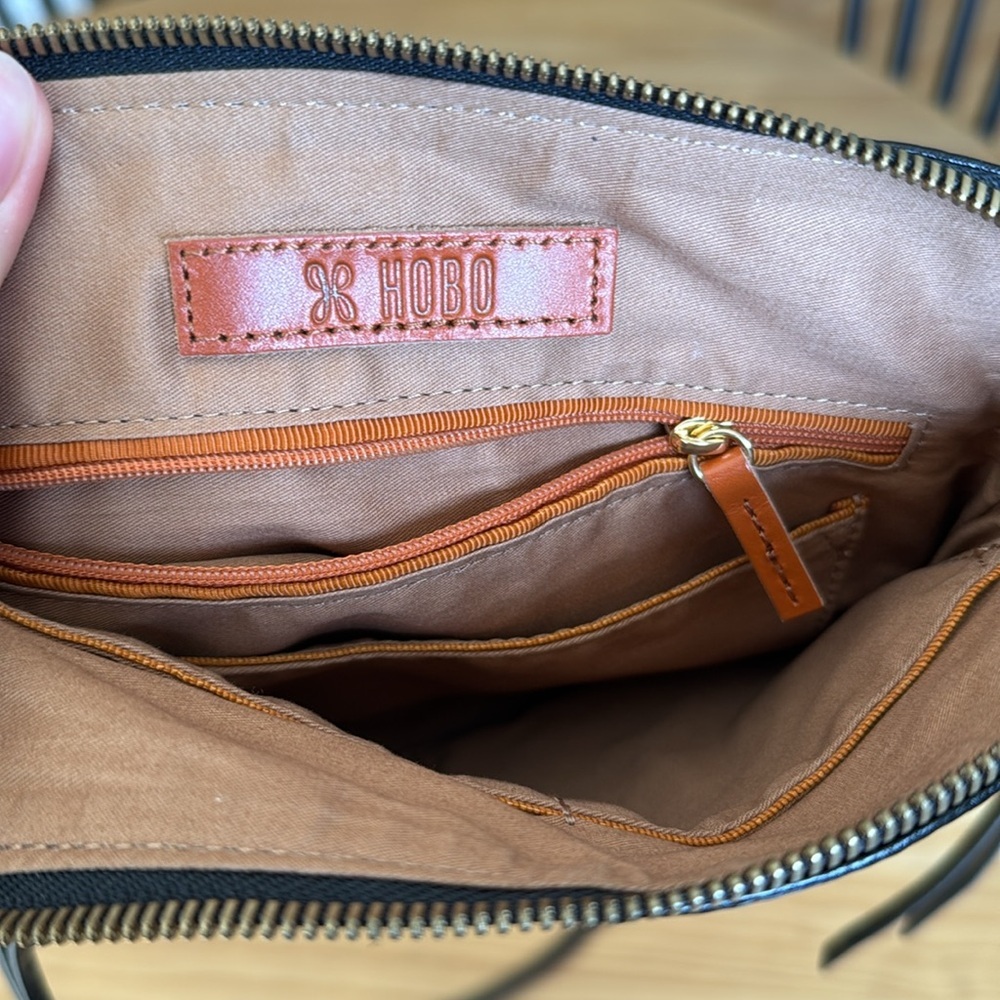 HOBO Black Genuine Leather Shoulder Bag - Picture 11 of 13